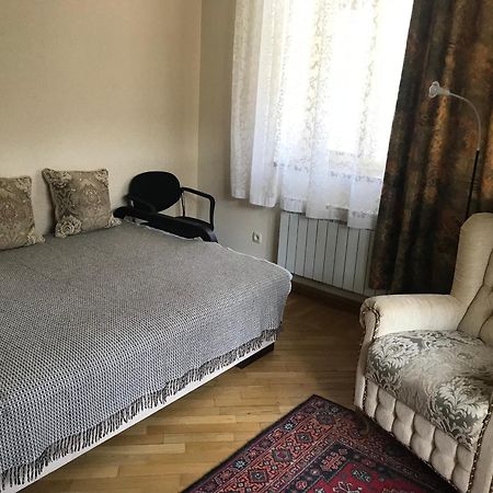 2-Х Квартира Поруч З Сумською, Госпіталь, Парк Центральний Charkov Buitenkant foto