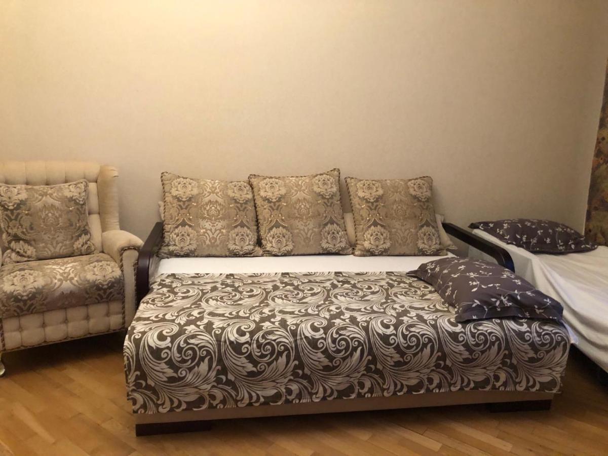 2-Х Квартира Поруч З Сумською, Госпіталь, Парк Центральний Charkov Buitenkant foto